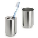 Sikat gigi dan gelas